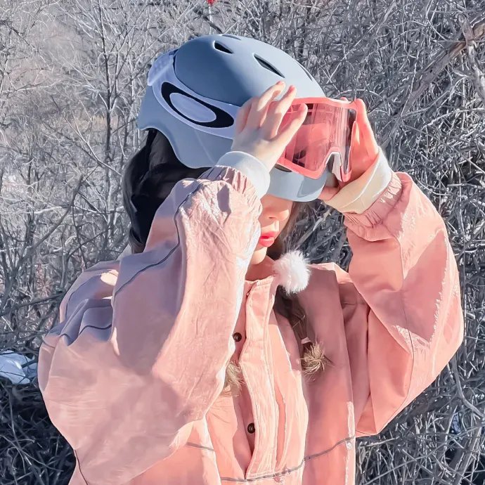 想吃掉我的非人少女